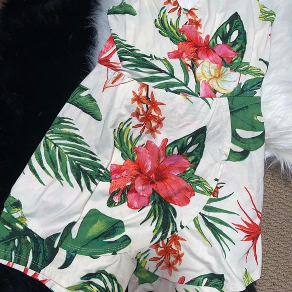 Tropical Skort Romper - Picture 2 of 5